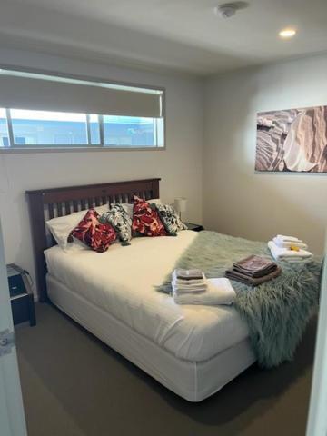 Apartment By The Marina Whitianga Buitenkant foto