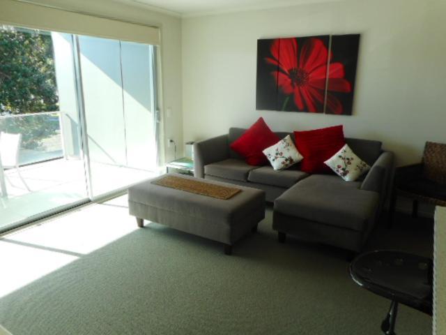 Apartment By The Marina Whitianga Buitenkant foto